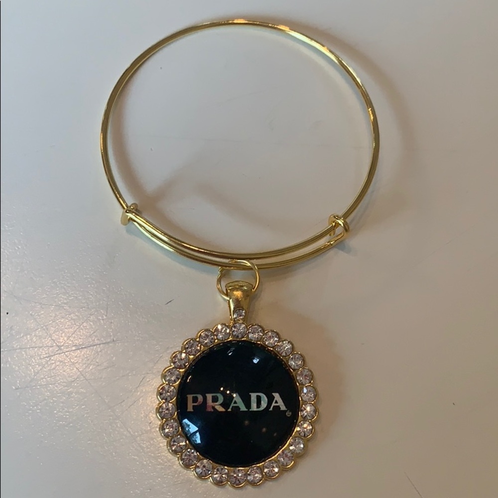 Charm Bangle Bracelet ❣️